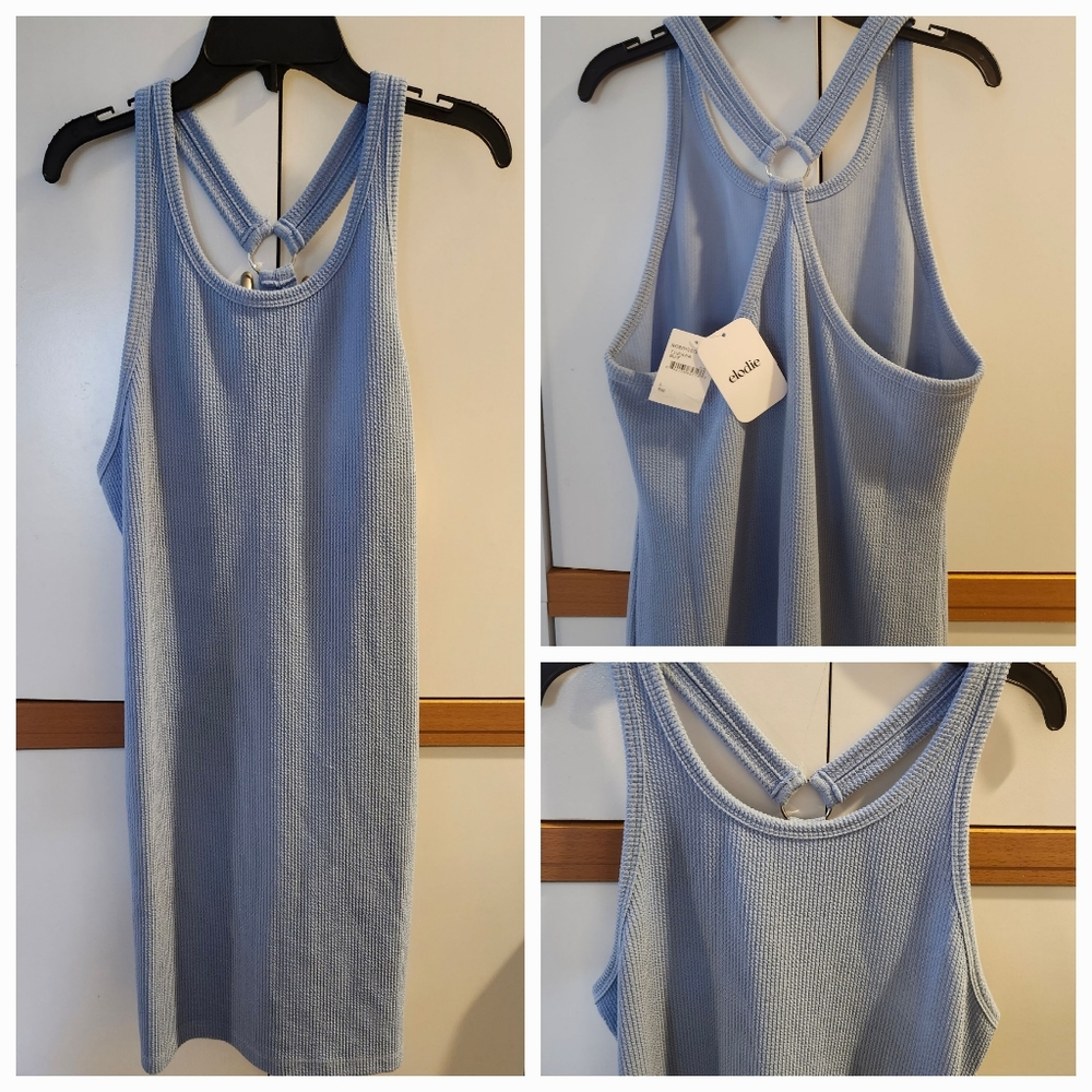 NWT- ELODIE Nordstrom Ribbed Knit Mini Dress with O-Ring on back. Size Large $13